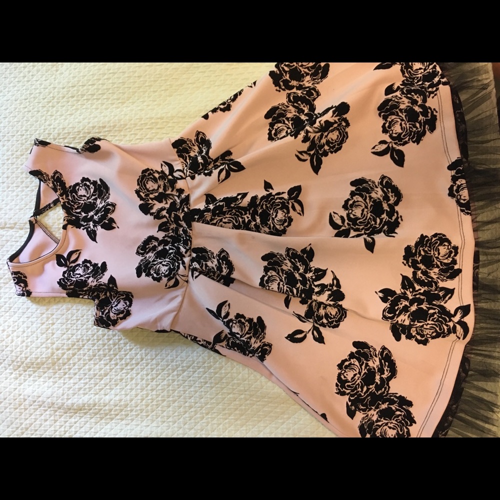 Girls XL dress  Worn Once